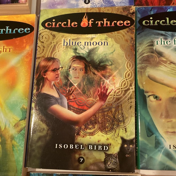 “Circle of Three, Volumes 1-15, Paperback Novels - Picture 8 of 16